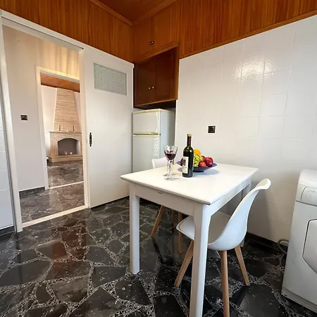 Holiday home Magdalini House *